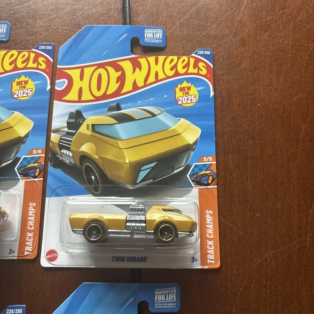 New Hot Wheels 2025 Twin Dorado Chrome Engine lot of 4 Track Champs 228/250